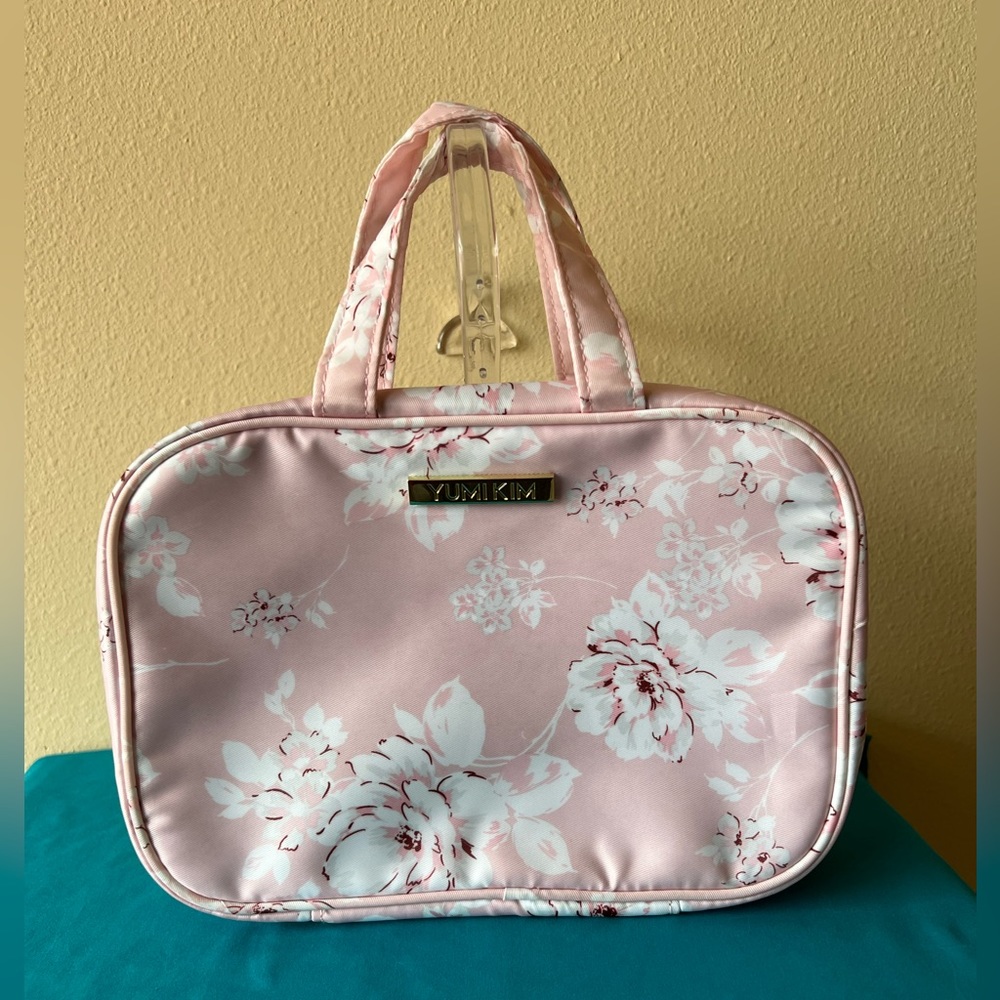 Yumi Kim Trifold Hanging Travel Organizer Toiletries Cosmetic Bag